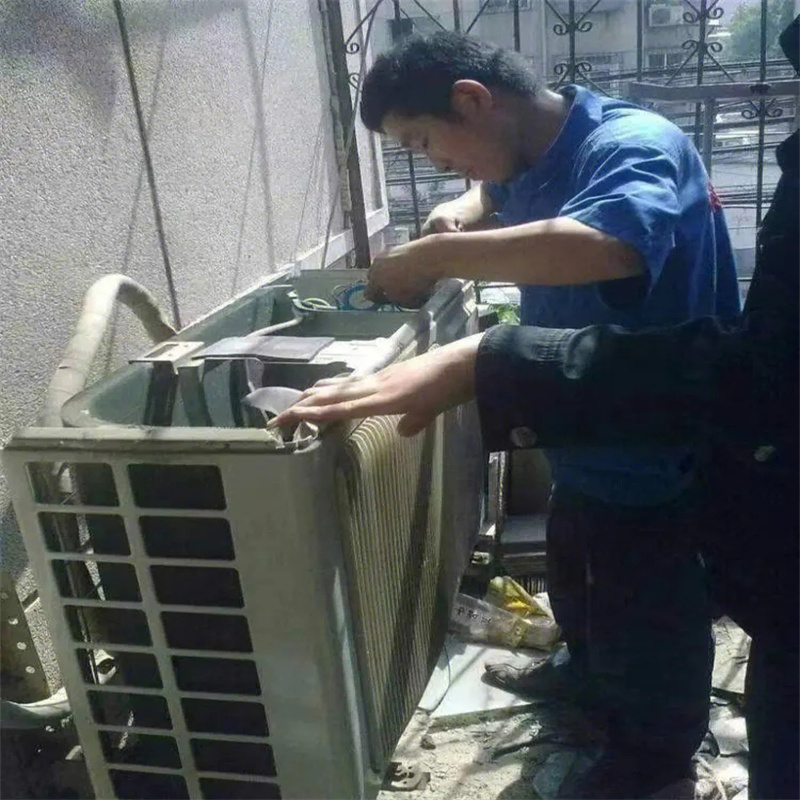 深圳罗湖国贸奥克斯空调维修f4